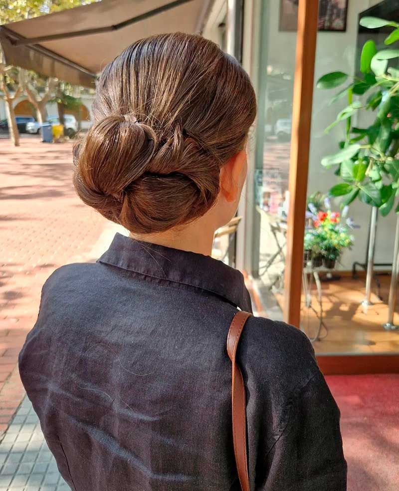 Moño bajo para boda